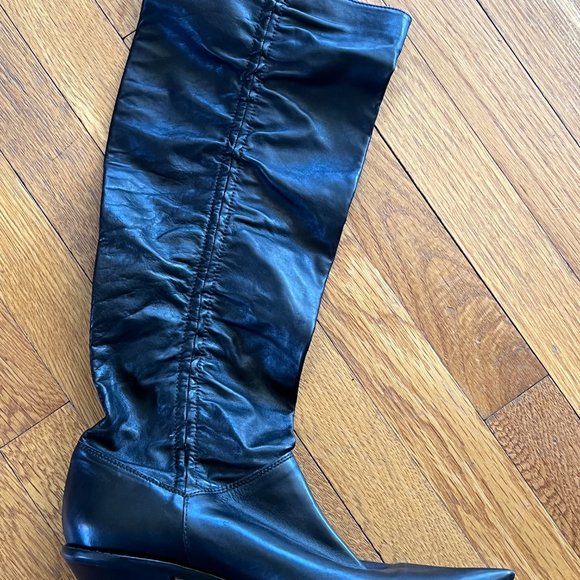 Tall Italian Leather Pointy Boots Woman Size40 Italy  (US 10) Narrow - Picture 5 of 11